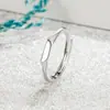 Novo Modelo 2022 Simples Irregular Forma de Losango Superfície Lisa Nicho Design de Luxo Ajustável Presente para Melhores Amigos