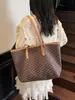 Bolsas de Moda Nuevas Otoño e Invierno Bolso Tote Casual Retro Simple Bolso de Hombro Personalizado de Moda para Mujer 2025