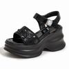 Sandalias de Suela Gruesa para Mujer 2026 Verano Nueva Moda Versátiles para Exteriores con Correas de Velcro Zapatillas Ligeras de Plataforma