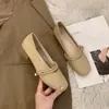 Zapatos planos pequeños de cuero estilo Mary Jane de hada para mujer, nuevo modelo otoño 2026, estilo suave de noche, zapatos de abuela de suela plana