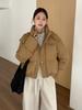 Jaqueta Puffer Tg Estilo Casual com Capuz Removível e Pequeno Bordado no Peito Jaqueta Solta para Mulheres Novo Estilo Inverno 2025 25787