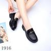 Mocassins Pretos Femininos 2025 Novos Sapatos de Verão para o Trabalho Estilo Britânico Retro Couro Fosco Sapatos Pequenos