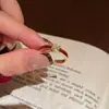 Anillo Abierto Zircón Goteo de Aceite Retro 2026, Estilo Lujo Ligero, Sensación de Gama Alta, Anillo para Dedo Índice, Joyería de Moda Versátil de Nicho