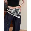 Cinturón de bufanda roja de seda estilo étnico para mujer, bufanda cuadrada vintage para combinar con faldas, accesorio para la cintura, bufanda decorativa para la cintura, accesorio de corbata para el cuello
