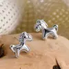 Clip de Oreja para Bobina de Mosquito de Caballo Lindo Infantil de Plata Pendientes Pequeños de Moda Pendientes sin Perforar Tachuelas Simples de Nicho