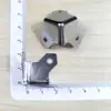 Accesorios de herrajes para equipaje esquina de tres puntas puntiaguda esquina protectora de caja de aluminio