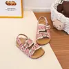 Zapatos de princesa con estampado floral, lindos sandalias nuevas de verano 2026 para niños, zapatos de playa para niñas pequeñas, zapatos suaves antideslizantes
