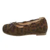 Zapatos planos retro de punta cuadrada para mujer, mocasines de verano sin cordones, estilo francés elegante 2026, cómodos para los pies