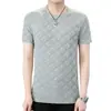 Comercio Exterior Verano Seda de Hielo Alta Gama Moderno Nuevo Hombres Fresco Versátil Manga Corta Moda Cuello Redondo Jacquard Transpirable Camiseta