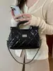 Yozzi 2026 principios de otoño nuevo estilo de moda lujo ligero bolso de cadena de diamantes de alta gama, bolso de hombro y bandolera estilo Chanel