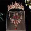 Exquisito Set de Tres Piezas de Joyería de Cristal para Novia Vestido de Fiesta Collar para Clavícula Pendientes Corona Tocado Vestido de Noche