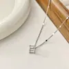 Collar Colgante Cubo Hueco Geométrico para Mujer, Dulce y Fresco, Personalidad Versátil, Cadena de Clavícula de Gama Alta, Gargantilla Estilo Ins, Moderno