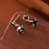 Liquidação de Primavera e Verão Item Quente de Venda Transfronteiriça 70% de desconto Brincos de Tarraxa Elegantes Clássicos de Prata S925 com Diamantes, Geométricos, Versáteis, Estilo de Nicho para Mulheres