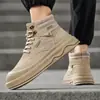 Botas Masculinas de Cano Alto com Solado Grosso Novas para Outono e Inverno Sapatos Casuais para Esportes ao Ar Livre Roupa de Trabalho Sapatos Masculinos Retrô