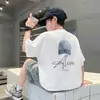 Camiseta Infantil Nova Estilo Verão 2026, Moda e Legal Estampa de Chapéu Manga Curta Masculina Casual Gola Redonda Confortável para Crianças Médias e Grandes