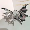 Presilhas de cabelo de metal estilo punk com asas de morcego, presilhas de garra com tema escuro, acessórios para festa de Halloween, presilhas de tubarão para mulheres, atacado