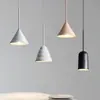 Lámpara de Araña para Restaurante Combinación Lámpara Moderna Simple Personalizada Creativa Resina Lámparas de Celebridad de Internet Lámpara LED para el Hogar Dormitorio Mesita de Noche