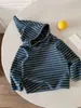 Ropa interior básica de felpa con capucha, casual, holgada, versátil, a rayas, para niños, Invierno 2026, Nuevas llegadas, Tops para niños pequeños y niños