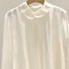 Nova camisa feminina 2026, estilo francês, modelagem slim, gola boneca, cor sólida, de abotoamento simples, manga longa, um top leve para outono