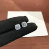 Exquisitos Pendientes de Flor de Cuatro Hojas con Circonita, Lujo Accesible, Gama Alta, Pendientes Elegantes y Elegantes para Mujer, Agujas de Plata, Pequeños Pendientes Brillantes