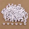 Fondo Blanco Más Cuentas de Letras Negras 4*7MM Cuentas Acrílicas de Letras Inglesas Cuentas Sueltas Oblatas Accesorios para Pulseras de Joyería DIY