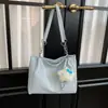 Bolsa feminina de grande capacidade para uso transfronteiriço, nova coleção outono 2026, bolsa de ombro versátil e elegante, bolsa tote moderna e casual para o trabalho e uso diário