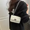Bolso Pequeño Cuadrado Bordado en Relieve Estilo Coreano Nuevo Bolso Mini de Cuero Brillante Láser con Cierre de Moda Bolso Cruzado para Mujer con Cadena
