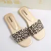Zapatillas casuales de verano 2026 de talla grande, con estampado de leopardo blanco, de una sola talla, sin cordones, con adhesivo, para adultos
