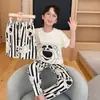 Nuevo Estilo Conjunto de Pijama de Verano para Niños con Mangas Cortas y Pantalones Largos, Ropa de Casa tipo Algodón para Niños Grandes, Conjunto Delgado de Tres Piezas para Niños
