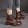 Botines retro planos de cuero suave de moda para mujer, nuevos zapatos casuales antideslizantes de suela blanda forrados de felpa de algodón para mamás, otoño/invierno 2026