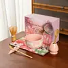Set de Té Matcha Cuadros Florales Rosas con Tazón de Matcha con Pico, Juego de Té de Cerámica de 7 Piezas con Cuchara para Matcha, Caja de Color Transfronteriza