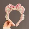 Tiara de Pelúcia com Laço e Bolinhas Estilo Coreano da Disney para Meninas, Adorável Faixa de Cabelo de Desenho Animado para Lavar o Rosto Infantil, Acessório de Cabelo