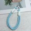 Cordão Colorido Moderno em Blocos de Cor Dopamina, Trama, Alça Curta Grossa, 28cm de Comprimento, Adequado para Bolsas de Garrafa d'Água