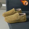 Zapatos de Algodón sin Cordones 2025 Nuevos Zapatos para Hombre Invierno Forrados de Felpa Engrosados Zapatos tipo Birkenstock Cálidos y Versátiles Tendencia