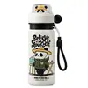 Botella de agua aislada para niños de alta calidad y elegante, hecha de acero inoxidable 316, con una pajilla de doble propósito y gran capacidad, perfecta para uso al aire libre y conveniente para estudiantes.