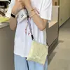 2025 Nuevo Estilo Moda Diseño Hoja de Bambú Fresca Axila Hombro Único Cruzado Estilo Textura Mariposa Bolso Cruzado