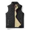 Nuevo chaleco cálido de otoño e invierno para hombre con forro polar de grafeno y lana de cordero, color negro y dorado, con cuello alto