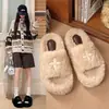 Novas Chinelos de Pelúcia com Solado Grosso e Dedos Abertos para Mulheres Outono/Inverno 2026, Chinelos Casuais Modernos e Versáteis