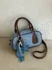 Nova bolsa de mão jeans feminina transfronteiriça, bolsa pequena vintage, bolsa de ombro versátil, bolsa transversal fashion, bolsa de axila estilosa