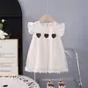 Conjunto de Roupa Fina para Meninas Verão 2026 Novo Fofo Menininha Doce Manga Curta Vestido de Renda Conjunto de Três Corações