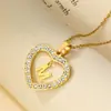 Collar con Colgante de Acero Inoxidable de 26 Letras de Moda con un Toque de Lujo, Gargantilla Dorada Incrustada de Diamantes con Forma de Corazón al por Mayor