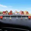Decoração de Carro Fofa para o Ano Novo do Cavalo de 2026 Mascote Cartoon Balançante Painel Interno do Carro Ornamento de Bênção
