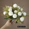 Flores Artificiales de Venta Caliente Transfronterizas en Colores de Otoño, Ramo de Crisantemos de 5 Cabezas, Crisantemo de Tenis de Mesa Estilo Europeo Adornos para Fotografía de Mesa de Comedor en Casa, Flores Artificiales