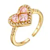 Anillo nuevo de estilo europeo y americano transfronterizo de lujo ligero, forma de corazón, corazón de amor, lazo, pavimentado con microcirconias, geométrico, abierto, anillo para el dedo, venta al por mayor