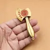 Colgante de Hacha de Bronce Riqueza de Todas las Direcciones, un adorno portátil que atrae la fortuna, un regalo para inauguraciones de negocios, decoración popular auspiciosa