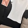 Nueva camiseta blanca de manga corta para mujer de verano, corte ajustado, algodón puro, camiseta base adelgazante, top interior versátil, moderno