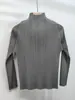 Nova Camiseta de Manga Longa Miyake Xiusheng Simples Joker Plissada Limpa e Organizada 2025 Camiseta de Manga Longa para Usar por Baixo Mais Vendida