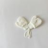 Guantes de Invierno Yipan para Niños 2026 Nuevo Estilo Coreano Mitones Cálidos Aislados de Felpa con Correa para el Cuello Guantes para Bebé Venta al por Mayor