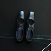 Nuevos Zapatos de Otoño 2026 Estilo Coreano Superficie Suave Punta Cuadrada Correa Única Tacón Medio Versátiles para el Trabajo Diario para Mujer