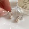 Estilo Coreano Estilo Dulce Aretes de Perla con Lazo 2025 Nueva Llegada Lujo Ligero Diseño de Nicho Aretes con Sentido Avanzado